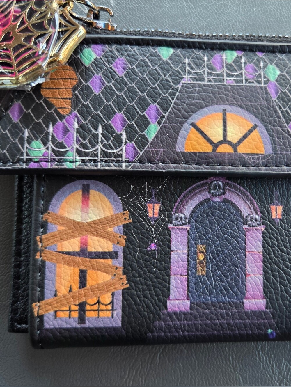 Betsey Johnson NWT Haunted House Compact Wallet